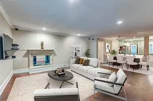 10201 Regal Oaks Dr, Dallas, TX 75230 - Photo 2