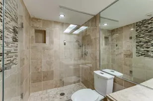 10201 Regal Oaks Dr, Dallas, TX 75230 - Photo 14