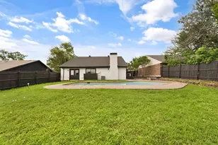 2723 Colonial Dr, Carrollton, TX 75007 - Photo 24