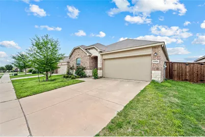 11440 Silver Queen Drive, Aubrey, TX 76227 - Photo 4