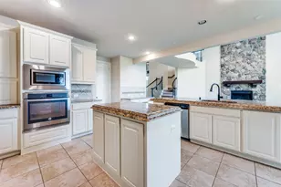 809 Frisco Hills Blvd, Little Elm, TX 75068 - Photo 4