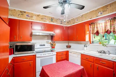 200 E San Saba Street, Wortham, TX 76693 - Photo 16