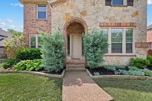 8000 Red Riv Run, North Richland Hills, TX 76180 - Photo 4