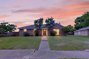 2305 Rockbluff Ct, Rowlett, TX 75088 - Photo 26