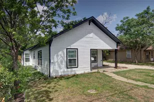 402 W Trammell Ave, Everman, TX 76140 - Photo 2
