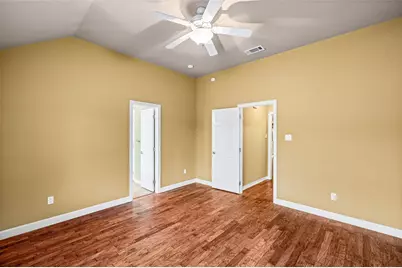 9417 Ravenswood Road, Granbury, TX 76049 - Photo 16