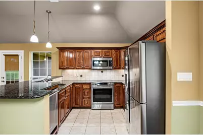 9417 Ravenswood Road, Granbury, TX 76049 - Photo 10