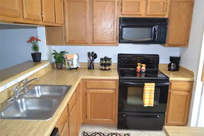 228 Samuel Boulevard #6, Coppell, TX 75019 - Photo 4