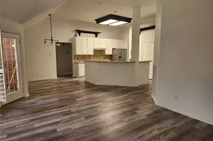 9720 Windy Hollow Dr, Irving, TX 75063 - Photo 6