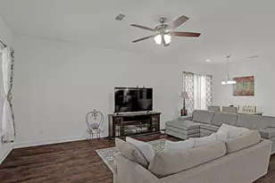208 Copper Canyon Dr, Lewisville, TX 75067 - Photo 8