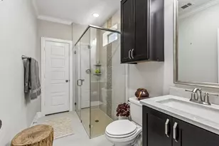 5933 Evening Star Pl, Dallas, TX 75235 - Photo 32
