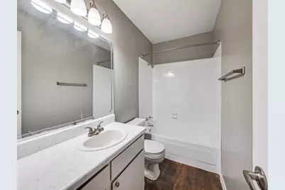 1122 Millview Drive #1103, Arlington, TX 76012 - Photo 12