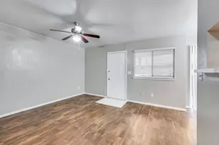 1122 Millview Dr, Arlington, TX 76012 - Photo 4