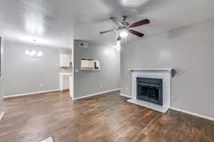1122 Millview Dr, Arlington, TX 76012 - Photo 2