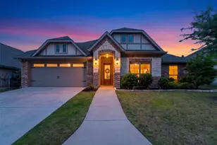 342 Wolf Creek Dr, Waxahachie, TX 75165 - Photo 1