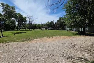 138 Co Rd 4876, Newark, TX 76071 - Photo 1