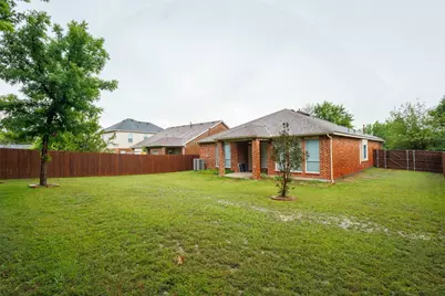 7048 Summit Parc Drive, Dallas, TX 75249 - Photo 18