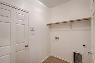 7048 Summit Parc Drive, Dallas, TX 75249 - Photo 16