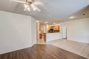 7048 Summit Parc Dr, Dallas, TX 75249 - Photo 12