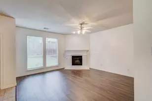 7048 Summit Parc Dr, Dallas, TX 75249 - Photo 10