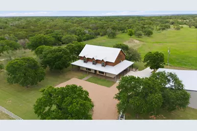 1632 County Road 4125, Iredell, TX 76649 - Photo 2