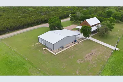 1632 County Road 4125, Iredell, TX 76649 - Photo 4
