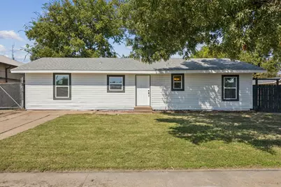 303 N Delphine Street, Terrell, TX 75160 - Photo 1