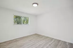 303 N Delphine St, Terrell, TX 75160 - Photo 14