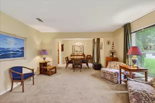 1808 E Cedar Elm Dr, Arlington, TX 76012 - Photo 10