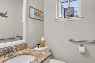 1808 E Cedar Elm Dr, Arlington, TX 76012 - Photo 18