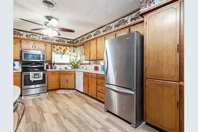 501 W College Street, Rising Star, TX 76471 - Photo 10