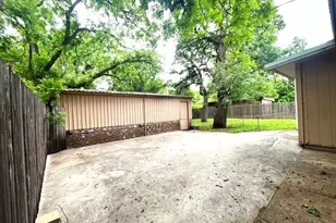 501 W College St, Rising Star, TX 76471 - Photo 16