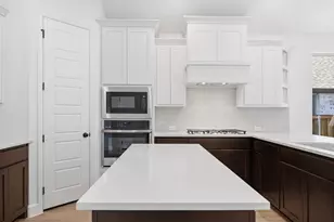 7313 Pinales Way, McKinney, TX 75071 - Photo 2