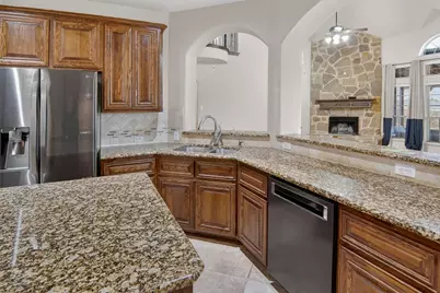 6132 Falls Lake Road, Fort Worth, TX 76179 - Photo 16
