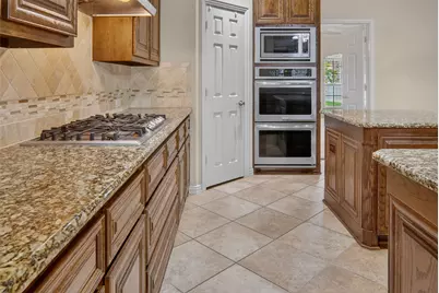 6132 Falls Lake Road, Fort Worth, TX 76179 - Photo 14