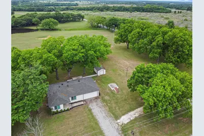 341 Reast Road, Whitesboro, TX 76273 - Photo 2