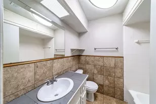 13515 Charcoal Ln, Farmers Branch, TX 75234 - Photo 10