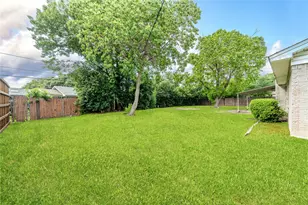 13515 Charcoal Ln, Farmers Branch, TX 75234 - Photo 24