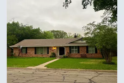 5501 Lake Charles Drive, Waco, TX 76710 - Photo 8