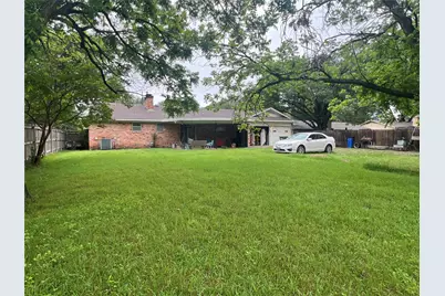 5501 Lake Charles Drive, Waco, TX 76710 - Photo 12