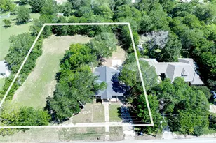 506 W San Saba St, Wortham, TX 76693 - Photo 18