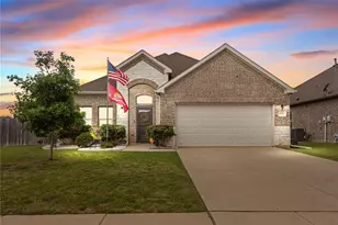 7714 Cottonwood Dr, Greenville, TX 75402 - Photo 1