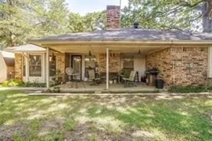 6749 Ridgewood Dr, North Richland Hills, TX 76182 - Photo 18
