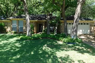 6749 Ridgewood Dr, North Richland Hills, TX 76182 - Photo 10