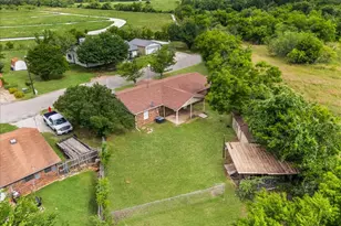 110 Lora Ln, Weatherford, TX 76088 - Photo 6