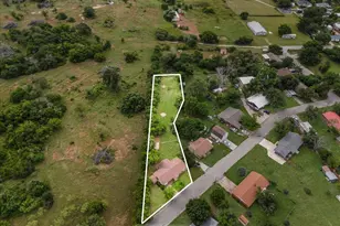 110 Lora Ln, Weatherford, TX 76088 - Photo 4