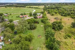 110 Lora Ln, Weatherford, TX 76088 - Photo 30
