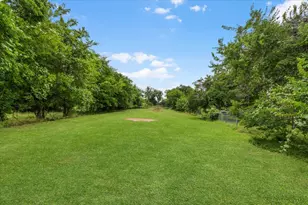 110 Lora Ln, Weatherford, TX 76088 - Photo 10