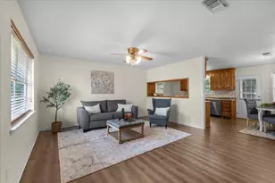 110 Lora Ln, Weatherford, TX 76088 - Photo 10