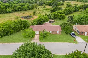 110 Lora Ln, Weatherford, TX 76088 - Photo 2